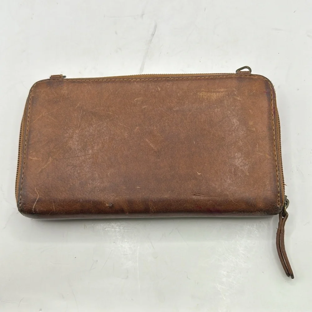 The Sak good preowned